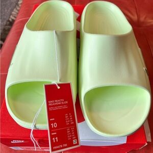 Nike ReactX Rejuven8 Slide ‘Barely Volt’ size 10 men’s